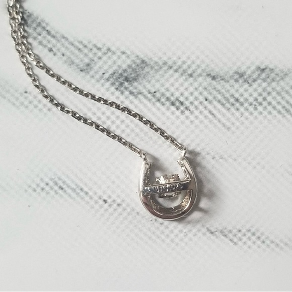 Lucky U Stella Dancing Stone Silver Necklace (N0141) - Picture 3 of 7